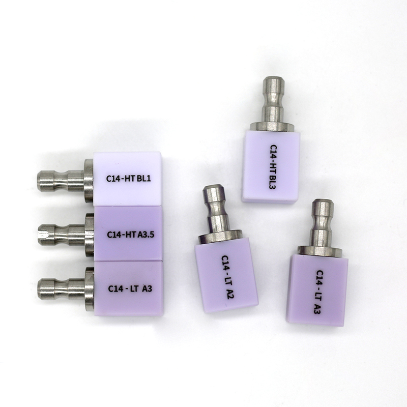 Técnicas de Cimentação Adesiva Forte para Cerâmicas de Vidro Audental para Restaurações Anteriores